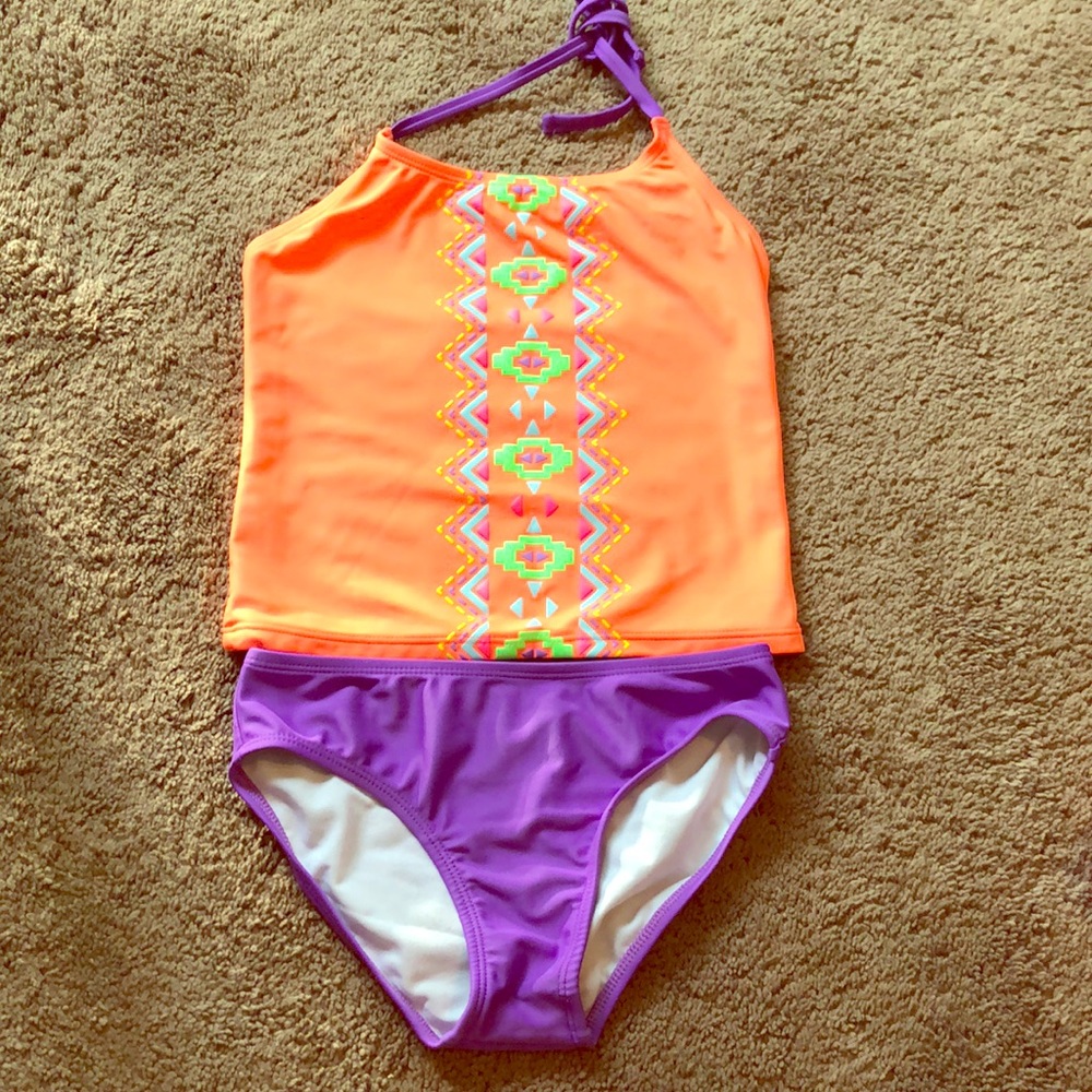 FINAL PRICE -- 2 piece little girl swimsuit and swim shorts -- Target